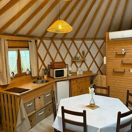 Yourte Contemporaine